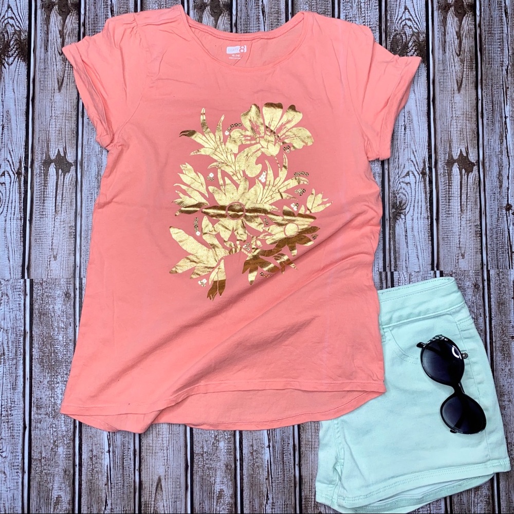 Girls short sleeved T-shirt